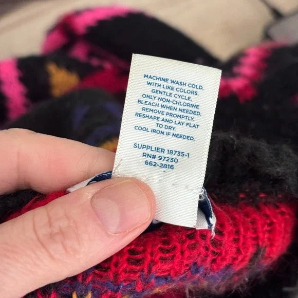 Arizona Fair Isle Sweater Small Pink Black Festive Nordic Quirky‎ Bright Artsy - Picture 10 of 11